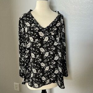 Old Navy Floral Black White Ruffle Long Sleeve Blouse Size Large